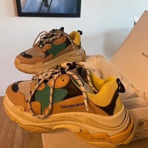 Men’s Balenciaga Triple S Size 10/43
